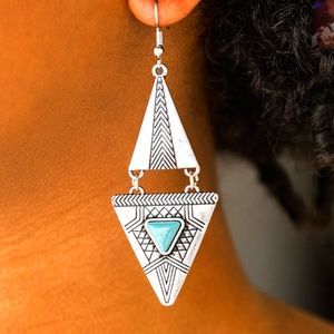 Lead and nickel free.. Turquoise and silver earrings